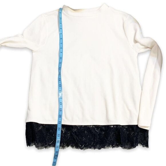 LOFT Outlet Light Sweater Winter White Cream Crew Neck Black Lace Hem Size Small - Picture 7 of 10